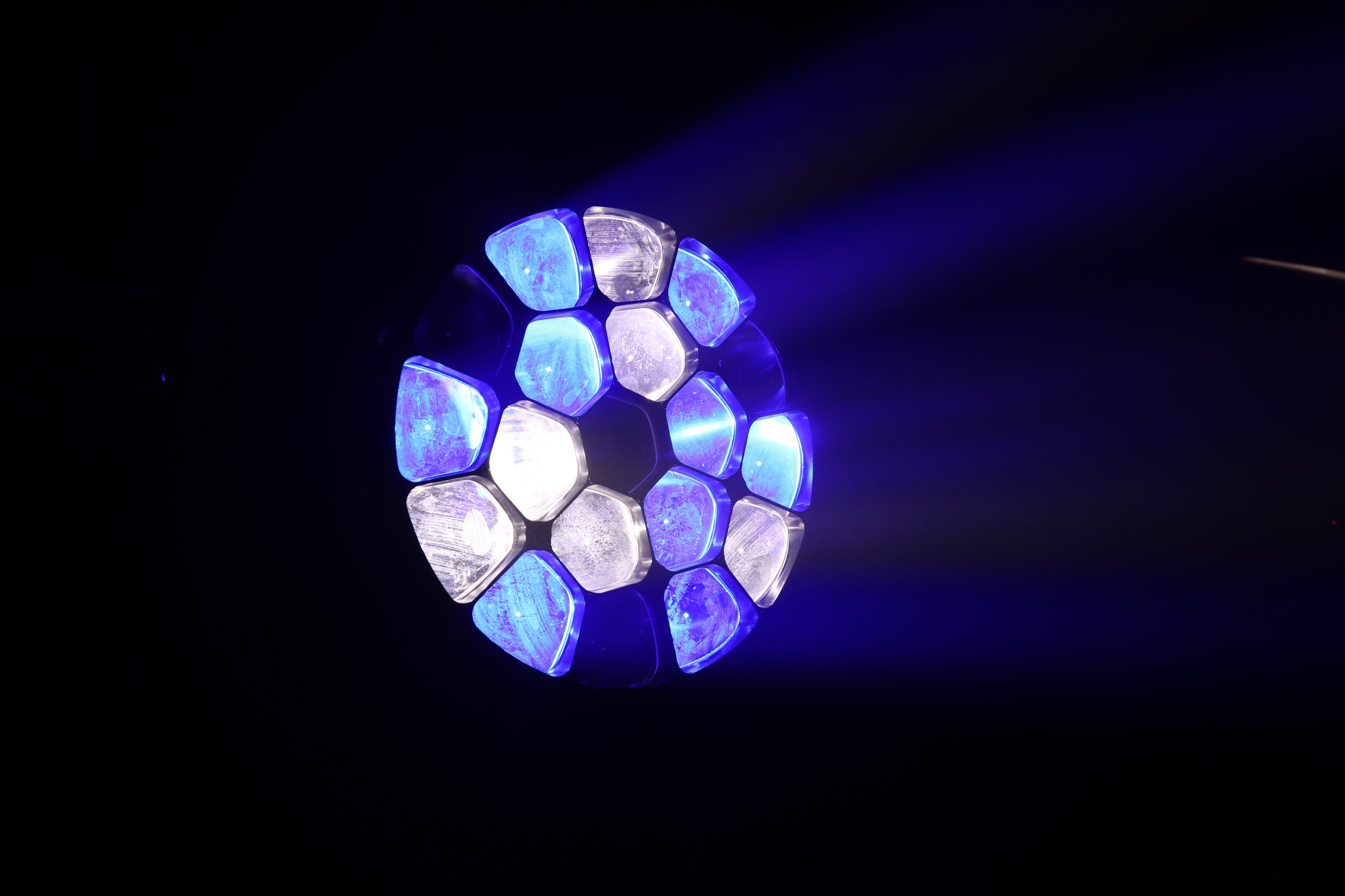 19x15W Moving Head Light LED RGBW 4in1 Beam/Wash/Zoom Effect Stage Lights Professional DMX Control Sound Activated DJ Lights for Chrismas Disco and Nightclub