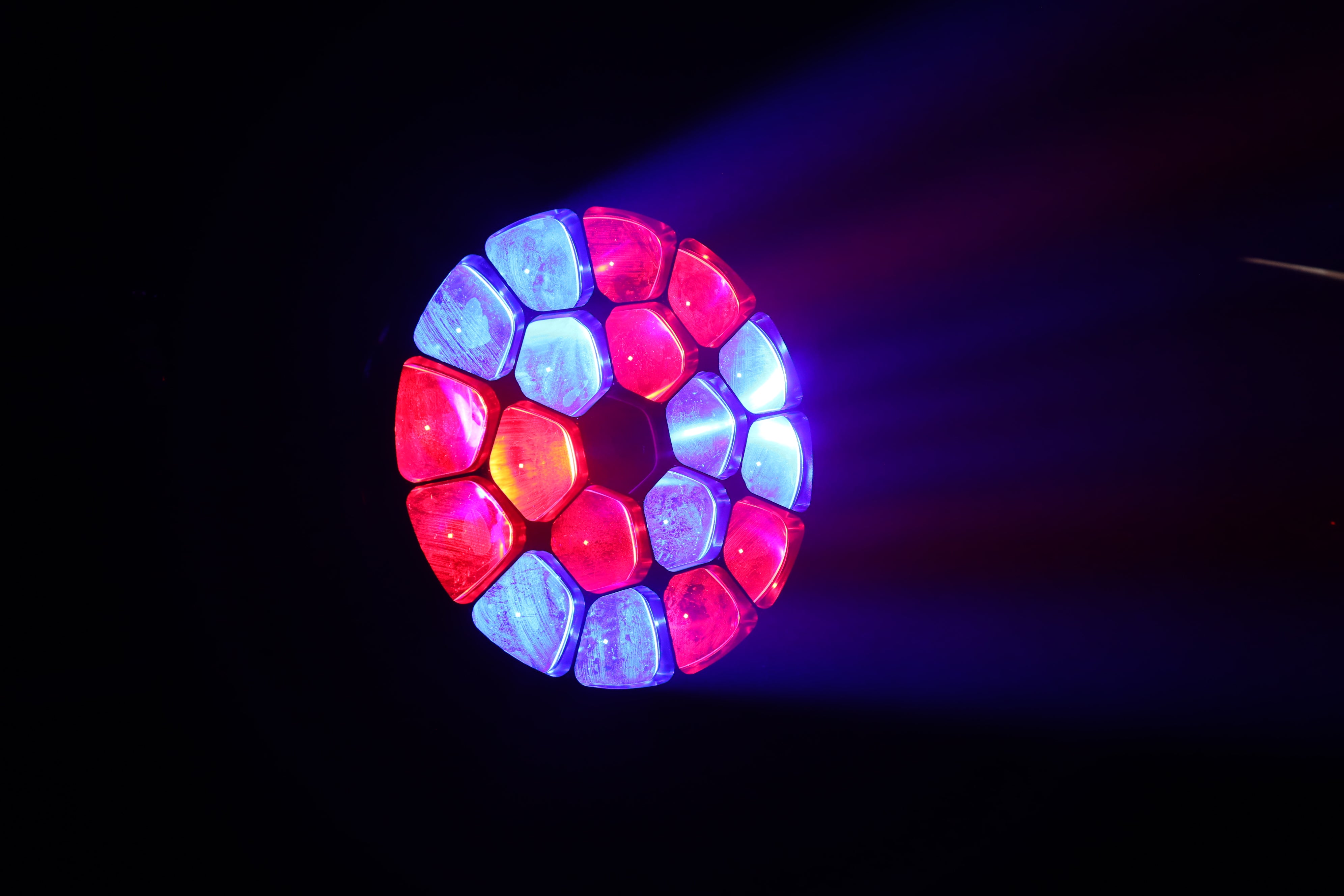 19x15W Moving Head Light LED RGBW 4in1 Beam/Wash/Zoom Effect Stage Lights Professional DMX Control Sound Activated DJ Lights for Chrismas Disco and Nightclub